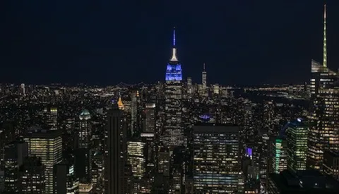 Empire State of Mind lit up in blue to honor Columbia University graduates 