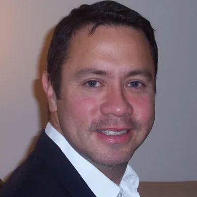 Carlos V. Cruz